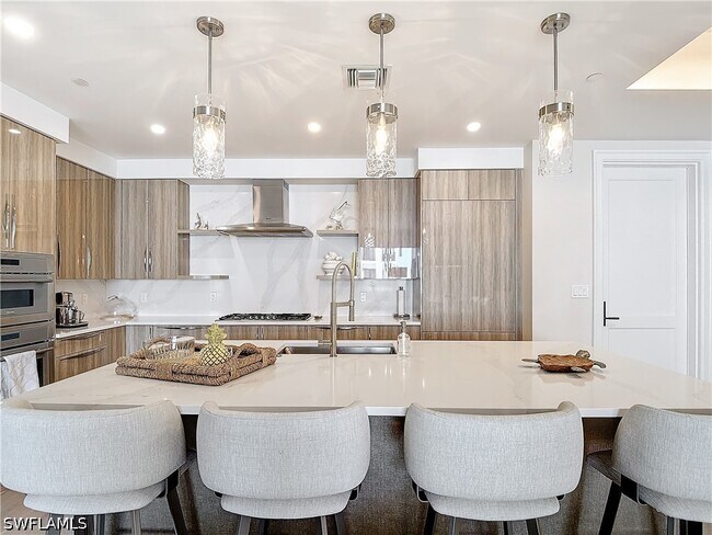 Photo - 1125 Central Ave Unidad 462