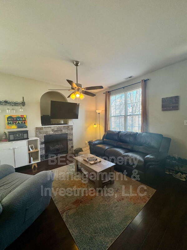 Photo - 8130 Kings Creek Dr