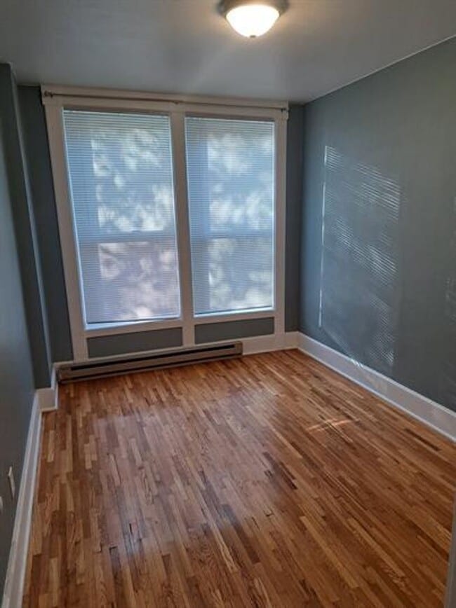 Photo - L986 Unit 02