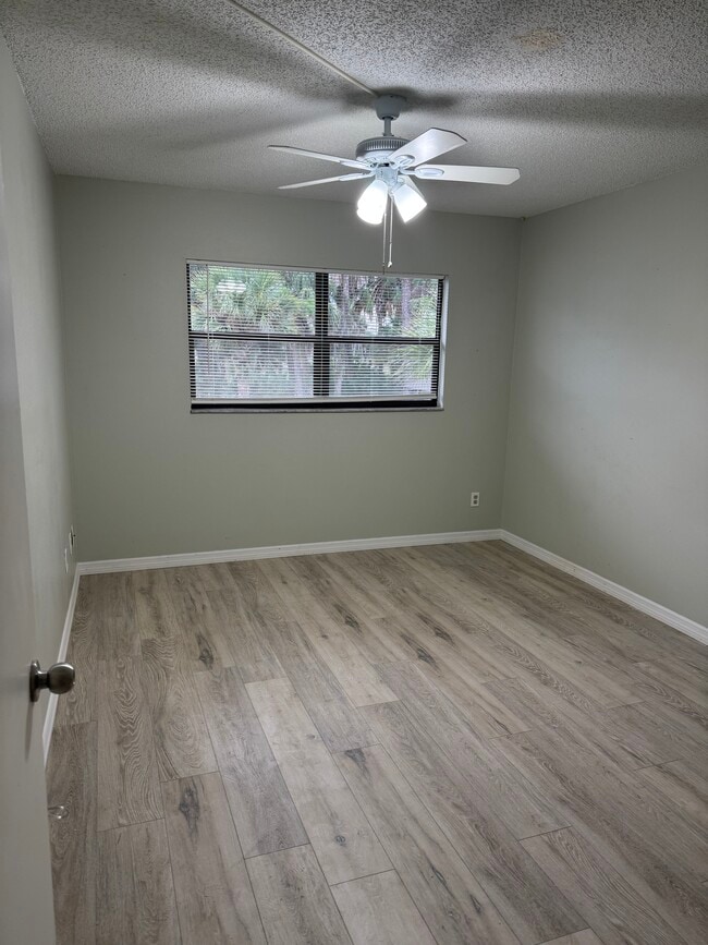 Photo - 1504 Virginia Ave Unit 206