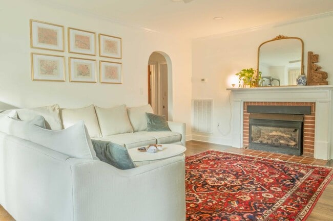 Photo - 303 Shawnee Trail