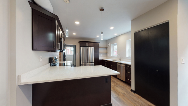 Photo - 1819 E Carson St Unit 200