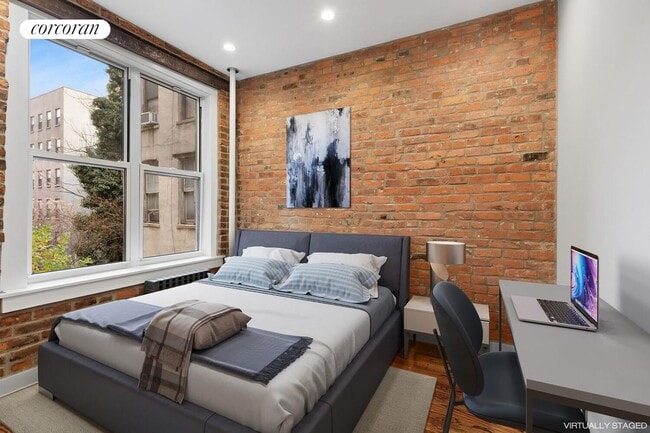 Photo - 126 W 25th St