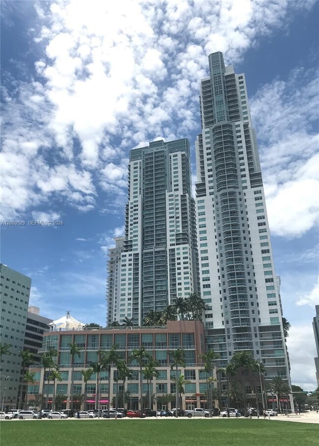 Building Photo - 244 Biscayne Blvd Unit 2907