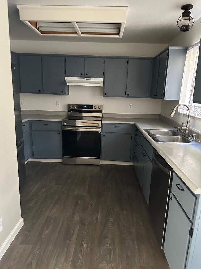 Photo - 1325 Oak Ridge Dr