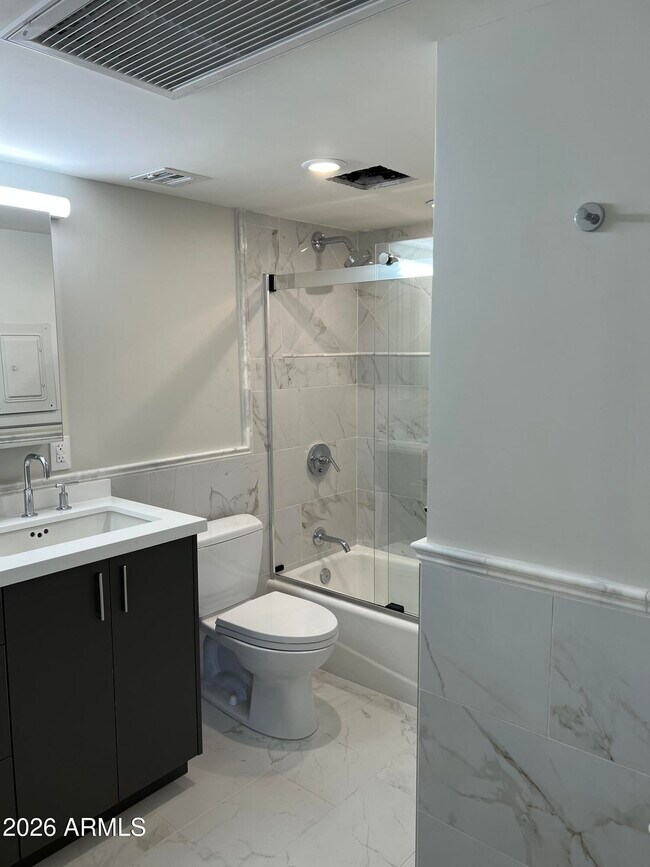 4727 E Lafayette Blvd Unit 204