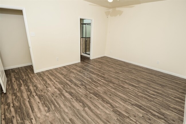 Photo - 29626 Woodsons Shore Dr