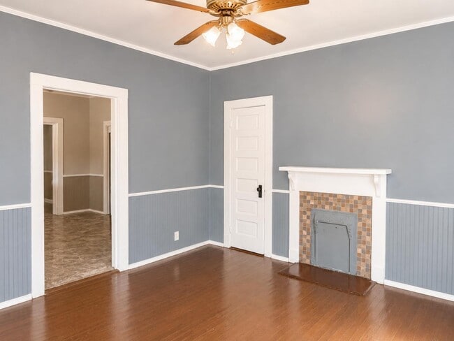 Photo - 425 Lakeview St