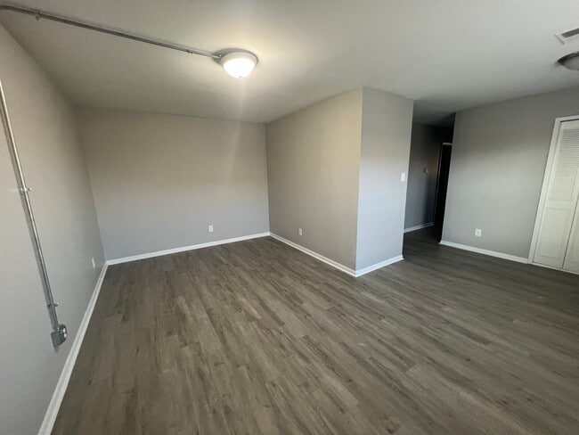 Photo - 2343 Harrodsburg Rd Unidad 6