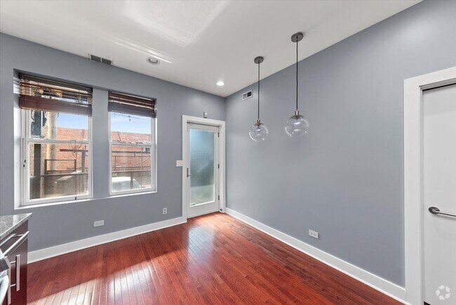 Building Photo - 2052 N Campbell Ave Unit 1W Rental