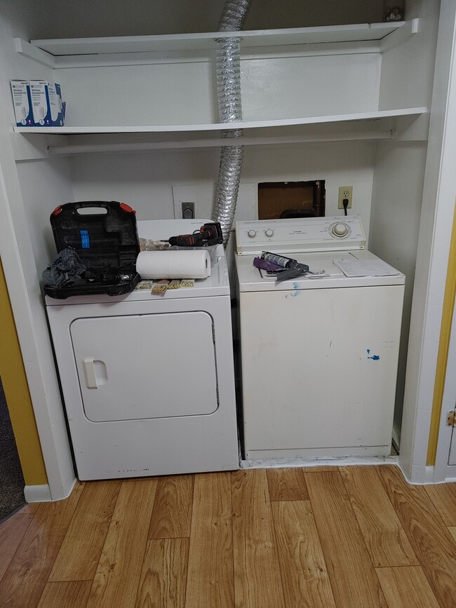 Photo - 2121 Euclid Ave Unit #2121