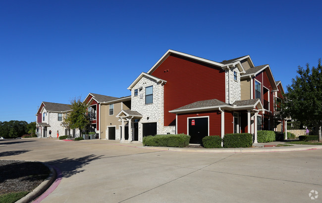 Bridge at Monarch Bluffs - Bridge at Monarch Bluffs Apartments