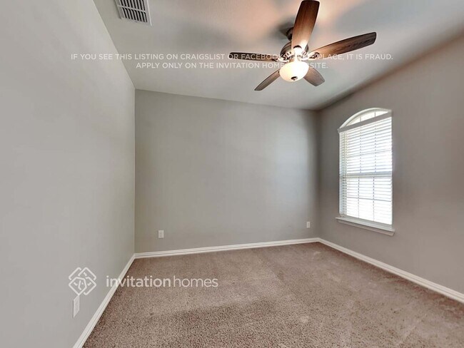 Photo - 608 Ridgeback Trail