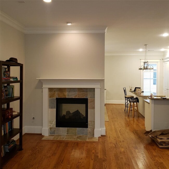 Photo - 916 Lawrence St