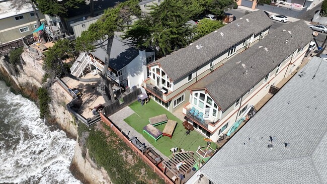 Photo - 6633 Del Playa Dr Unit 1