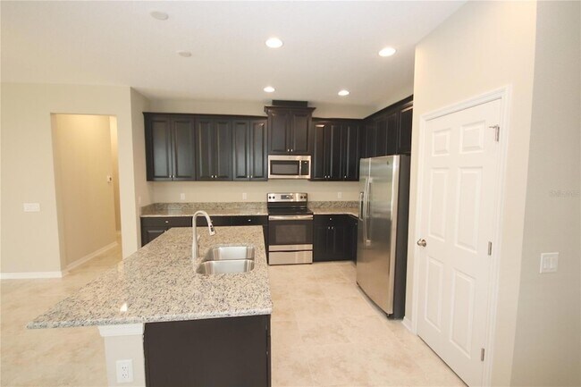 11415 Acacia Grove Ln