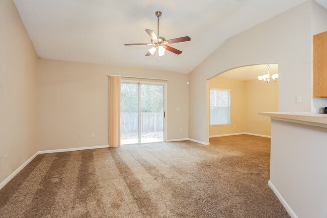 Photo - 1608 Guardian Dr