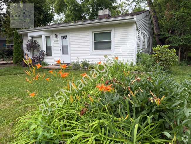 Building Photo - Cozy 2-Bedroom Ranch Near Lakes in Waterford Rental