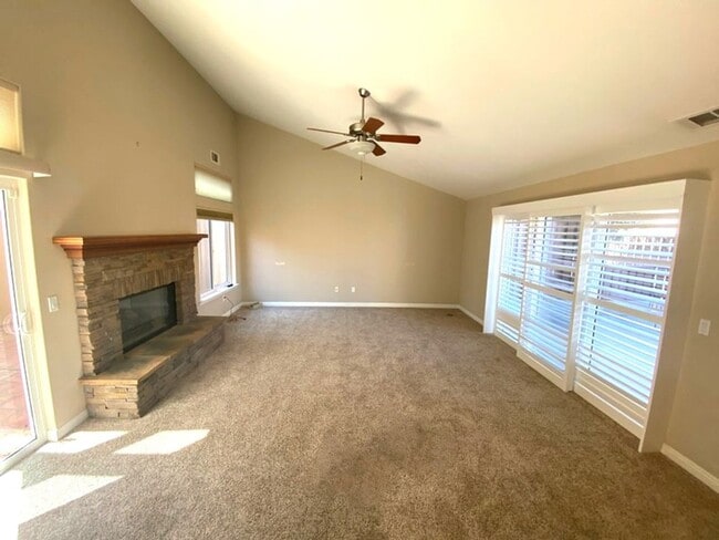 Photo - Foxenwood Garden Villa home 2 bedroom + a office