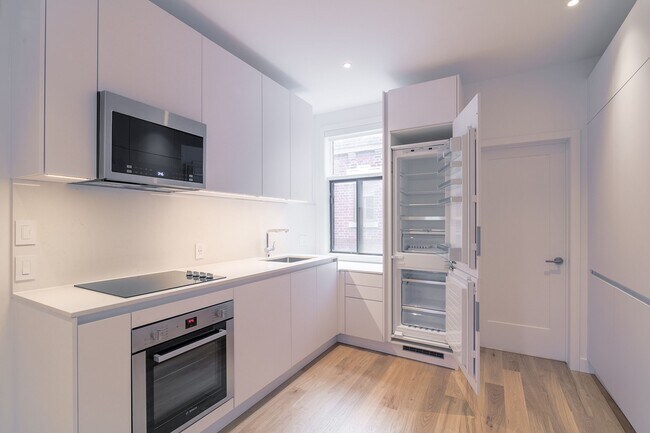 Photo - 6885-6891 Sherbrooke west Unit 17