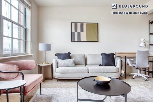 Photo - 925 N Garfield St Unidad FL4-ID490