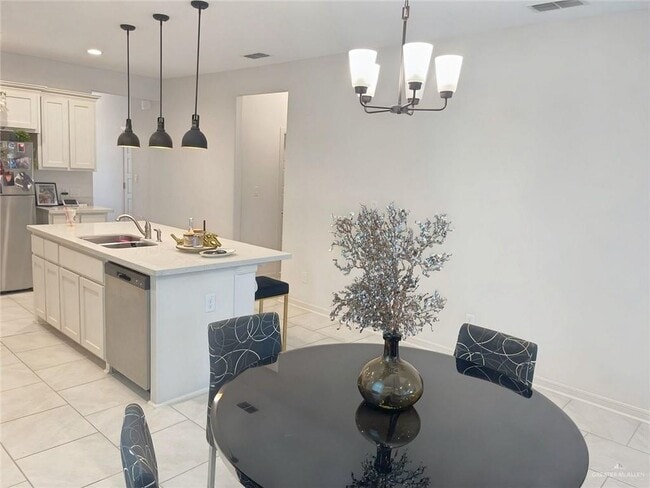 Photo - 16 N 33rd St