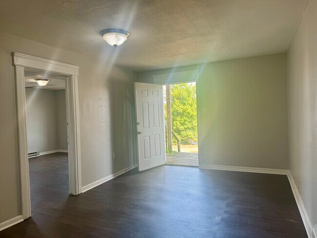 Photo - 1601 6th Ave