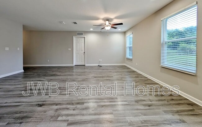 Photo - 12802 Gillespie Ave