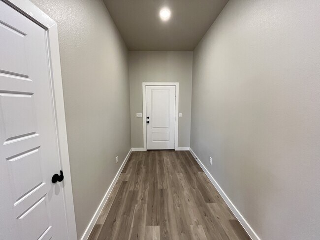 Photo - 1302 Ross Ave