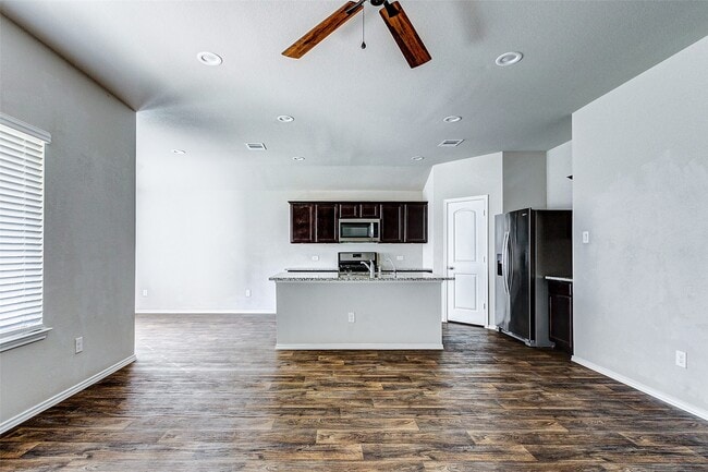 Photo - 40454 Red Poppy Ln