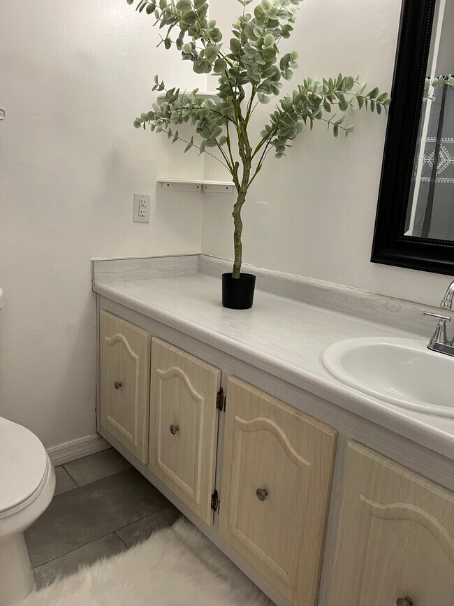 Photo - 544 Orange Dr Unit 23