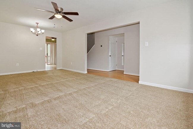 1467 Chatham Ct