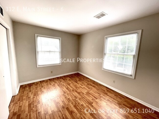 Photo - 312 E Main St Unit 6
