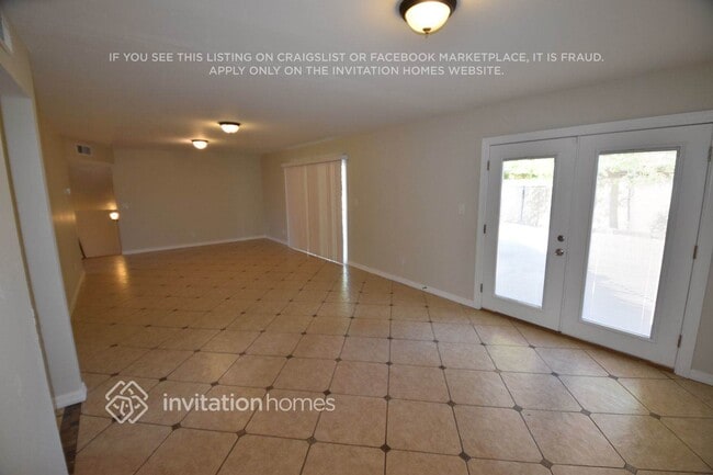 Photo - 4640 W Paradise Dr