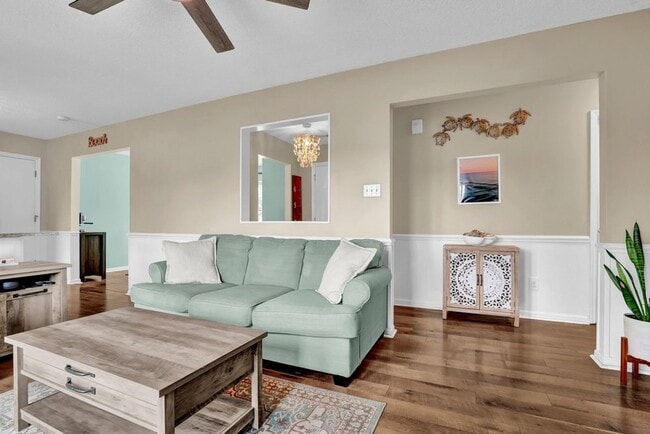 Photo - 1714 Old Folkstone Rd