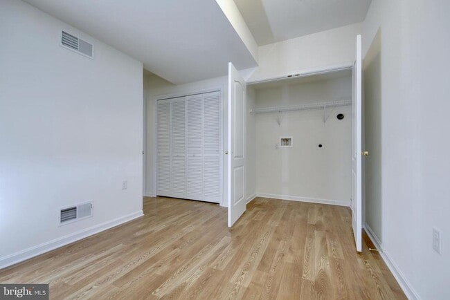 Photo - 22 Mustang Dr