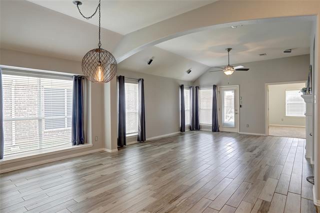 Building Photo - 2804 Cascade Cove Dr