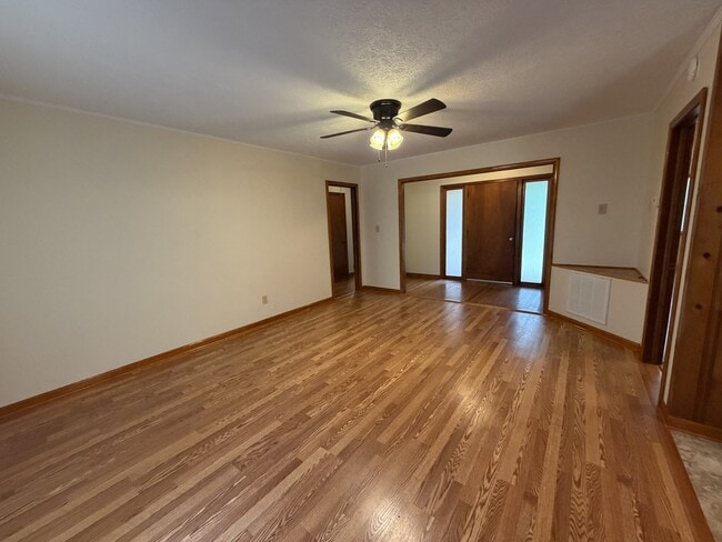 Photo - 941 Harrington Dr