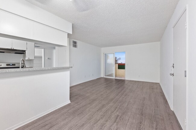 13266 Foothill Blvd Unidad 205