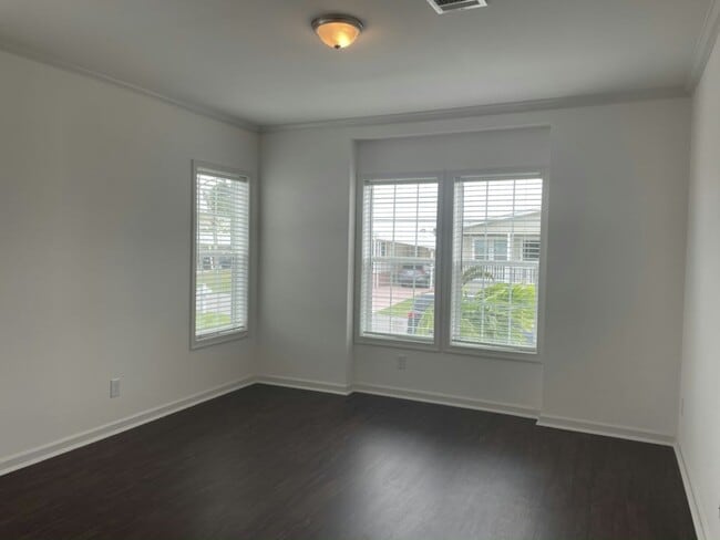 Photo - 7182 42nd Dr N