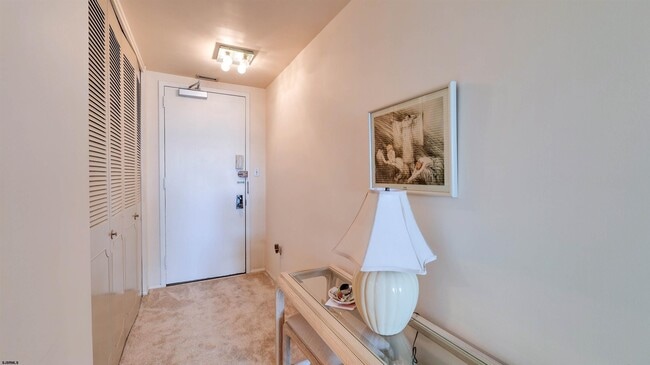 Photo - 5000 Boardwalk Unit 401