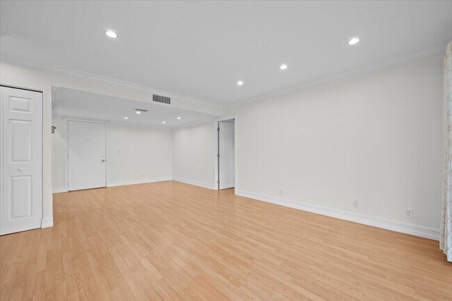 190 Lake Evelyn Dr Unit 190