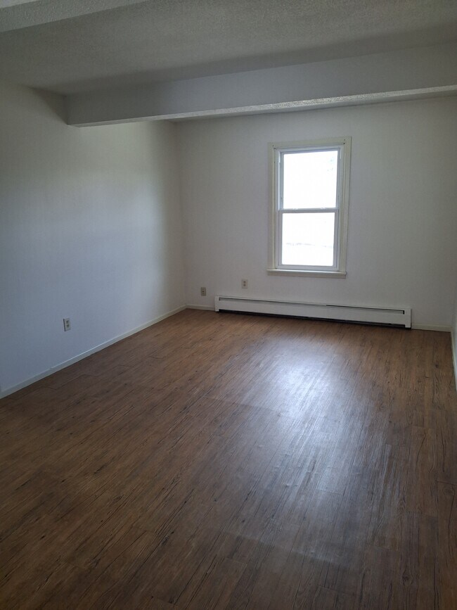 Photo - 22 Gold St Unit Gold Street Apartments