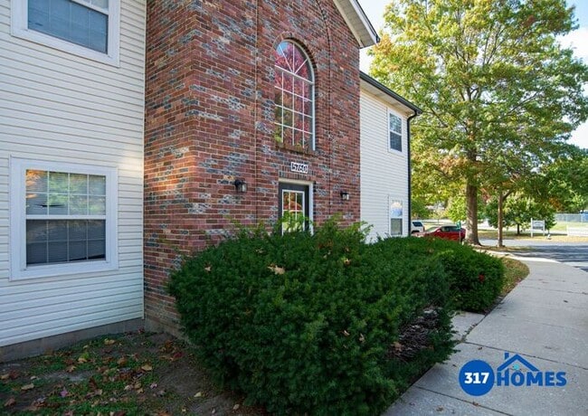 Building Photo - Welcome to Northdale Lake!