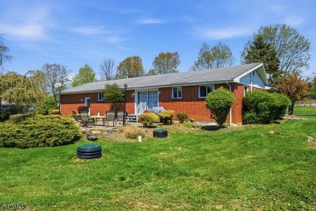 Photo - 131 Califon Rd