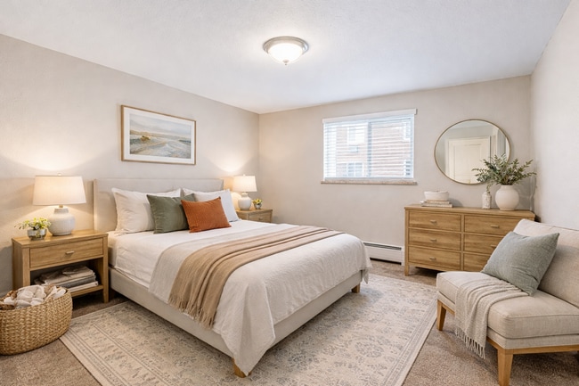 Photo - 1170 S Allison St Unidad 1170-04