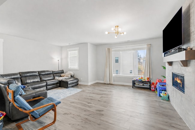 Photo - Home for Rent at Creekside Grove!