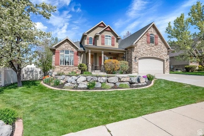 Building Photo - 1213 St Joseph St