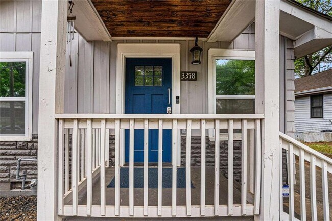 Photo - 3378 La Vista Dr