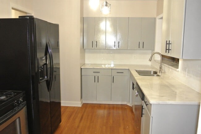 Photo - 1453 Colonial Rd